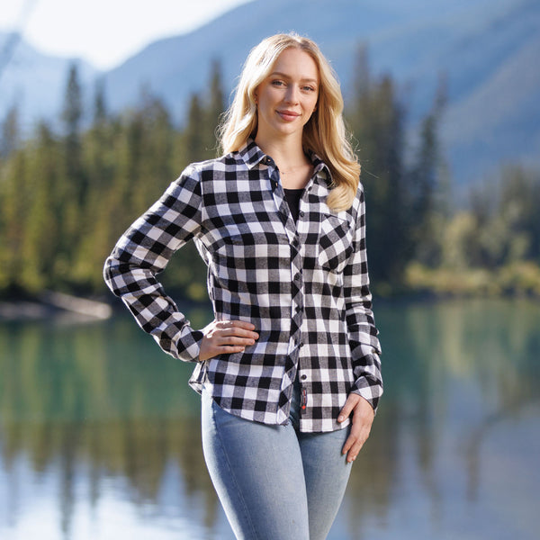 615 / Women's Flannel Shirt in Black/White Buffalo Check